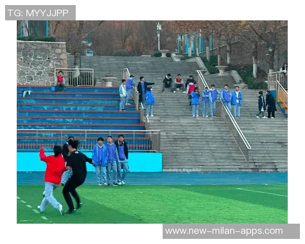 足球过人技巧与舞蹈艺术的完美结合探索运动与美感的交融之旅